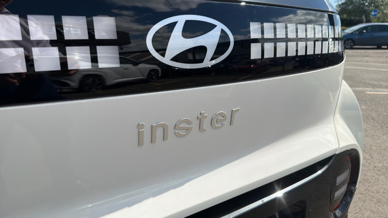 Hyundai INSTER 85kW 02 49kWh 5dr Auto Electric Hatchback